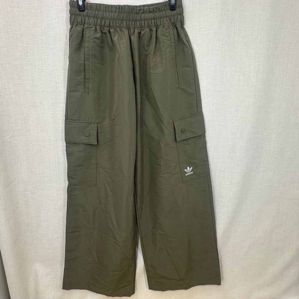 adidas Originals Women's Wide Leg Cargo Pants - Olive Green - Size XS